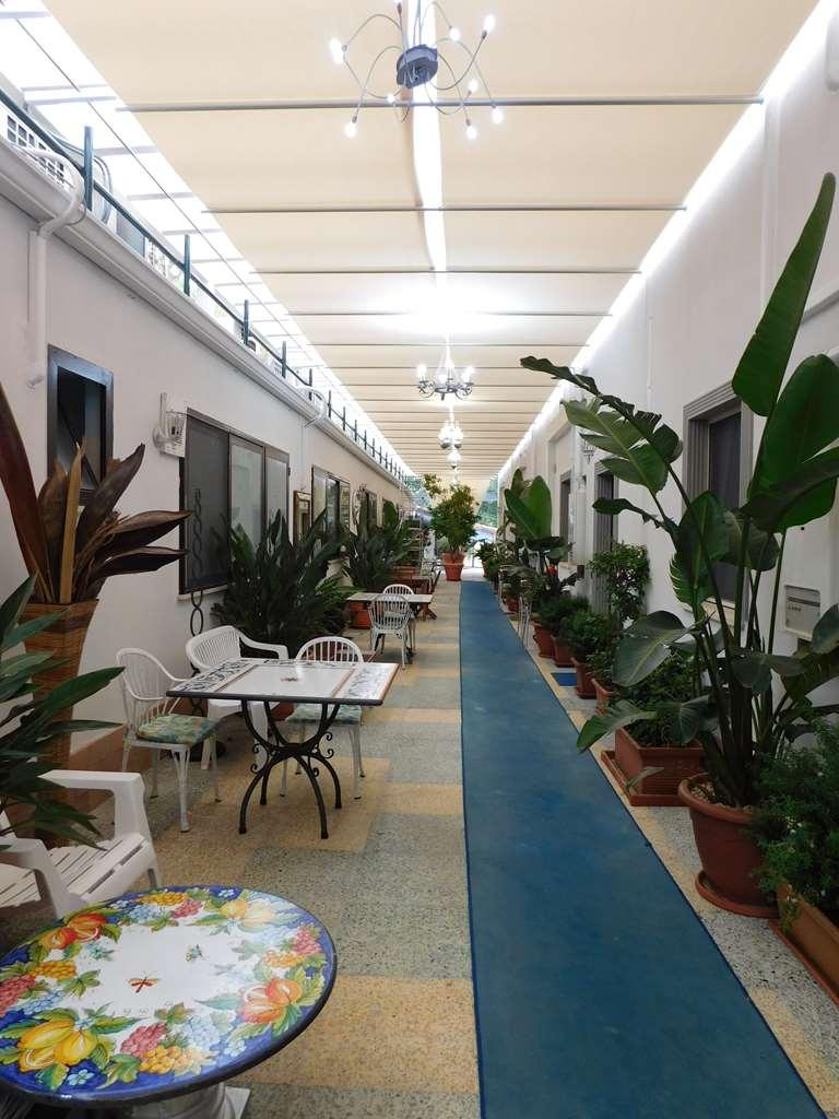Hotel Blumentag Paola Intérieur photo