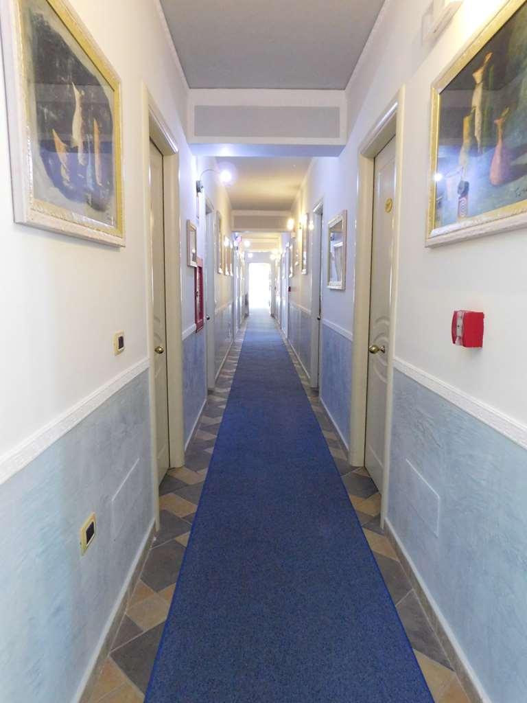 Hotel Blumentag Paola Intérieur photo